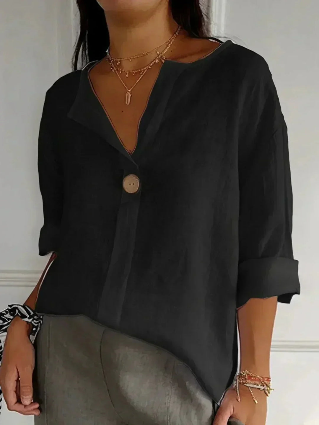 Elise | Relaxed V-Neck Top