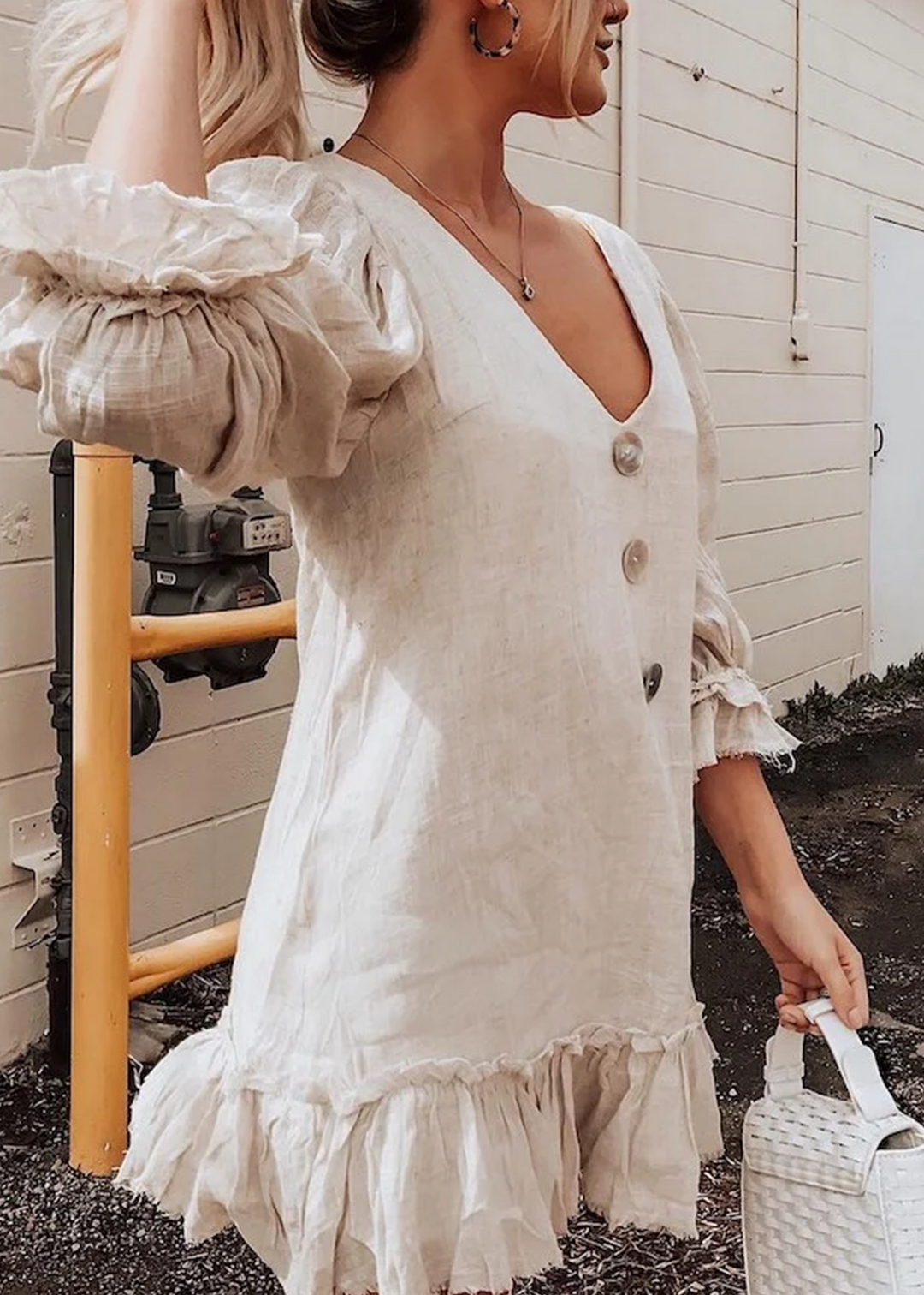 White V‑Neck Ruffle Loose Casual Mini Dress