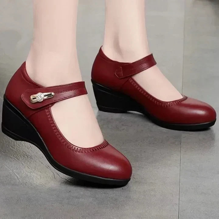 Esme Mid-Heel Pumps